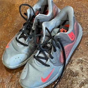 Nike KD Trey 5 VII Youth AT5685-002 Basketball Shoes Athletic Grey